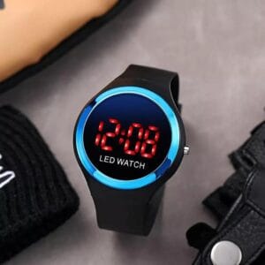 Fashion 17 Smart watch for boys and girls – black silicone strap