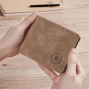 Men’s leather wallet in brown color – plain design