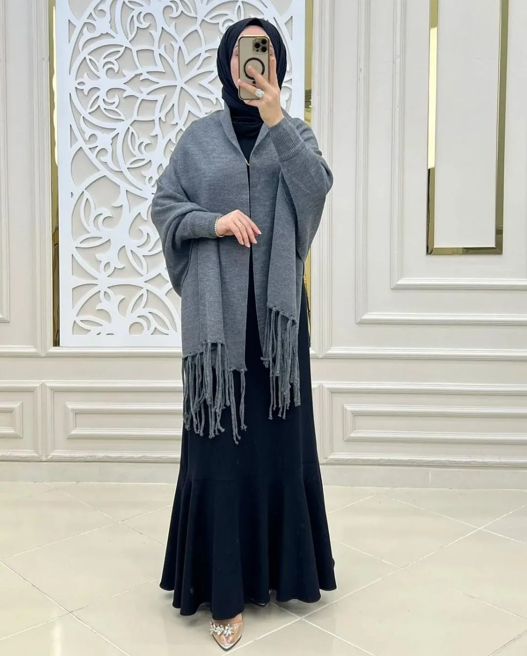 Grey fleece shawl plain design front view