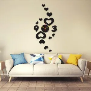 Three Nine Heart analogue wall clock – black laminated sheet design