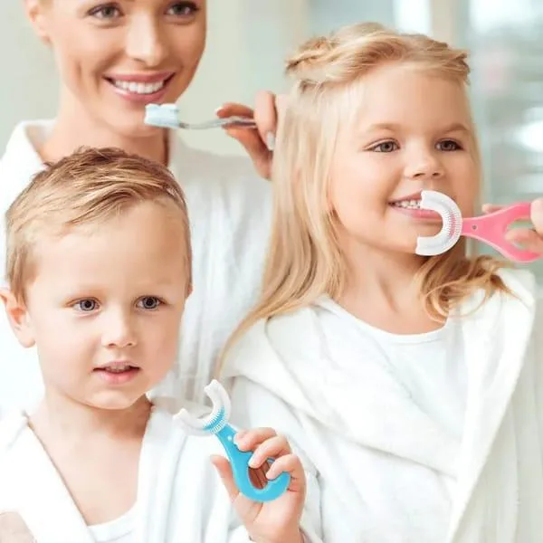 Silicone U-shaped toothbrush for kids instructions