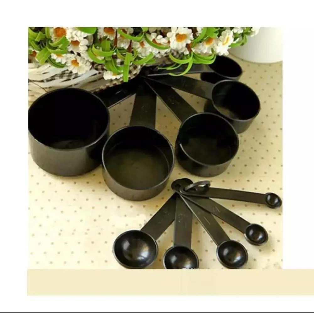 Stainless steel cookie cutters – 12 pcs baking accessory